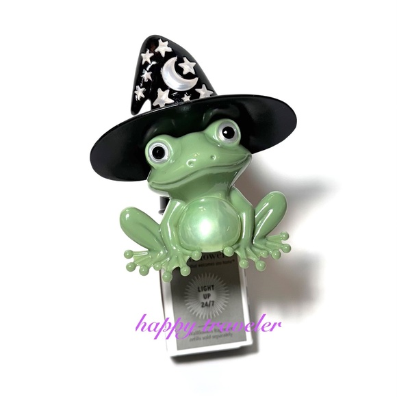 WITCHY FROG Nightlight Wallflowers Plug - Picture 2 of 6